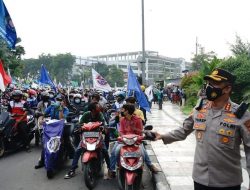 Kapolrestabes Surabaya : Secara Umum Pengamanan Unjuk Rasa Buruh Berjalan Aman dan Kondusif