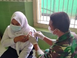 Terbit Vaksinasi di Poskes Kodim Sampang Demi Masyarakat
