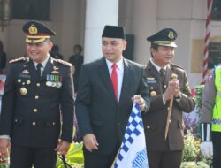 Upacara HUT Polri ke 77 Digelar di Balai Kota Surabaya