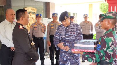 Foto : Perkuat Sinergisitas, Siswa Satdik 2 Kodiklatal Beri Ucapan Langsung Dirgahayu Polri Ke SPN Batua Polda Sulsel