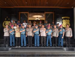 Wujud Kebersamaan TNI – Polri di Kota Pahlawan, Kodiklatal Ucapkan Hari Bhayangkara Ke-77