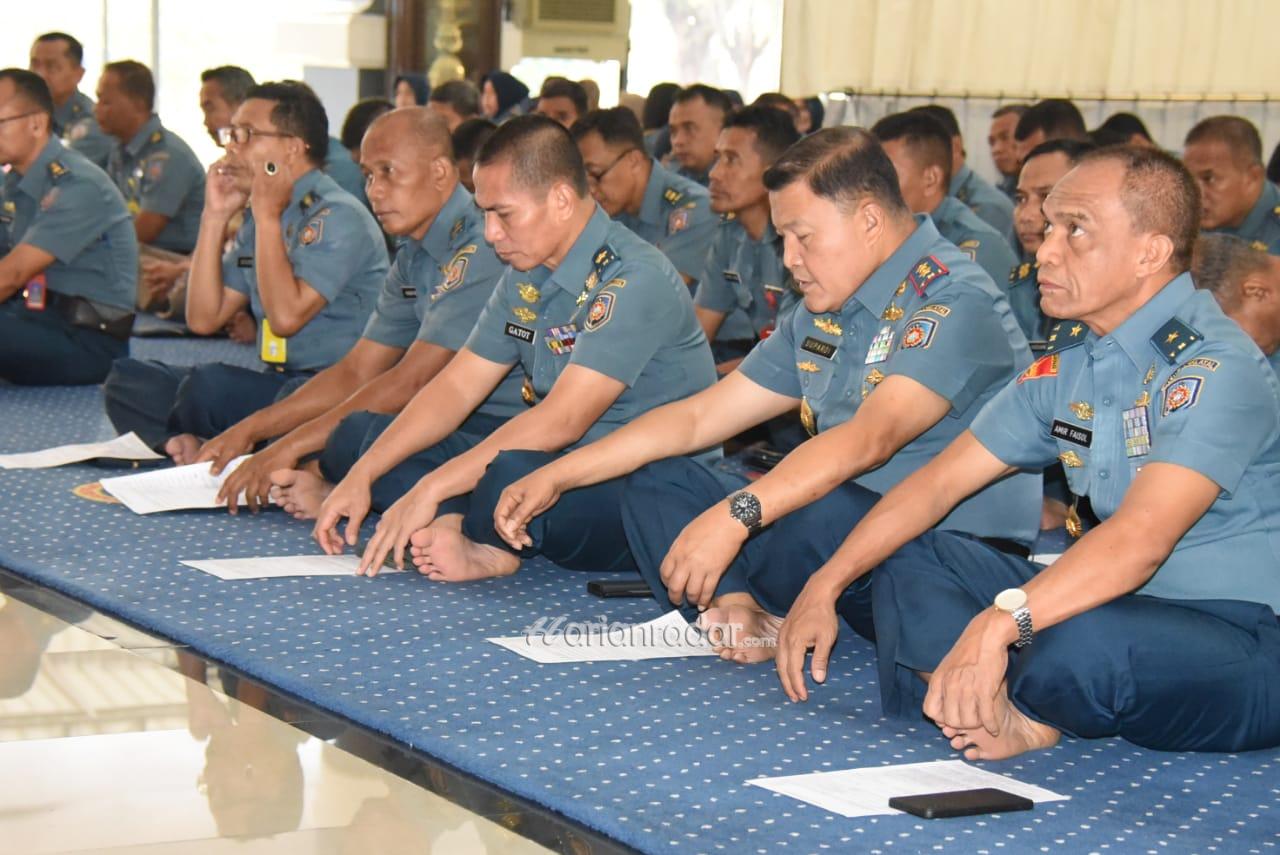 Foto : Prajurit Kodiklatal Pedomani Kekuatan Doa Mampu Merubah Takdir
