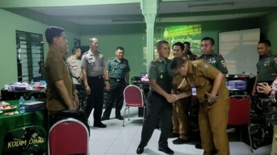 Foto : Bersama Tiga Pilar dan Awak Media, Dandim Surabaya Utara Saksikan Acara Puncak Kasad Award 2023
