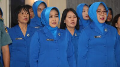 Foto : Ketua Gabungan Jalasenastri Kodiklatal Hadiri Pembekalan Ibu Taruna AAL Kepada Taruna Tingkat IV Angkatan 68