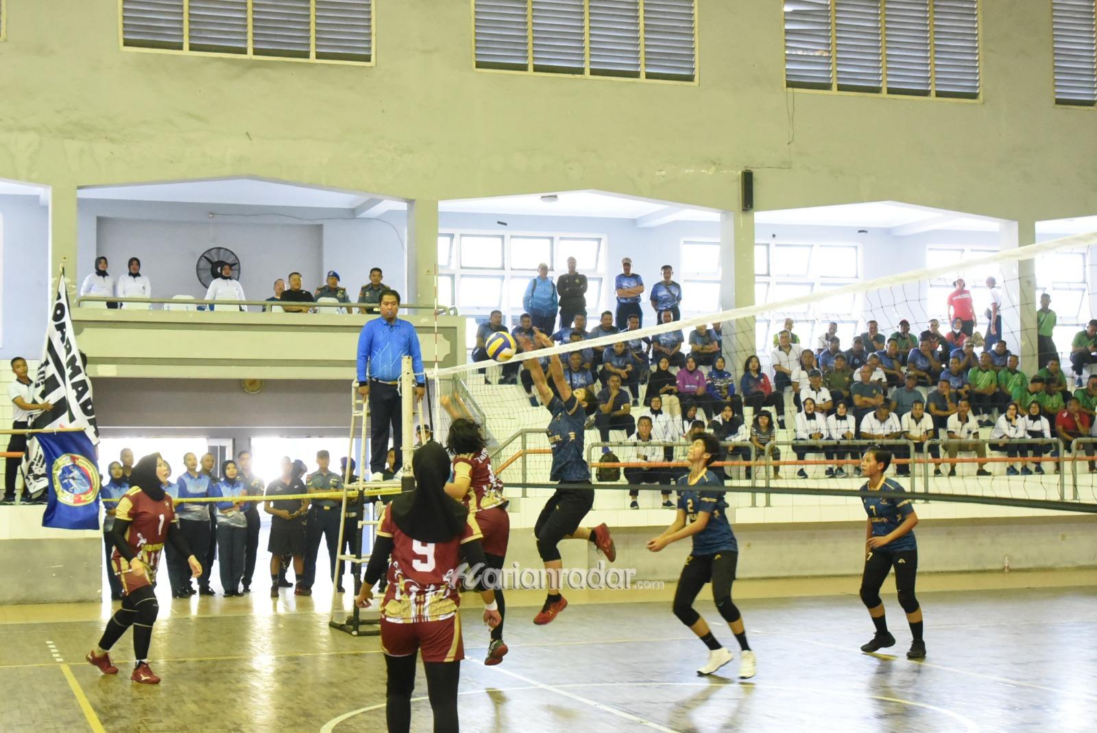 Foto : Tim Bola Voli Kodiklatal Pastikan Rebut Tiket Semifinal
