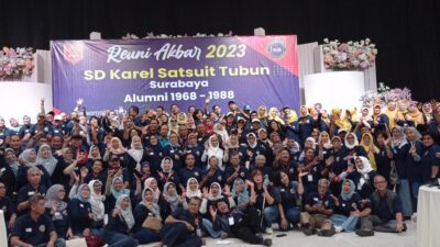 Foto: Ajang Nostalgia, Alumni SD Karel Satsuit Tubun Gelar Reuni Akbar Angkatan 1968-1988