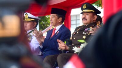 Presiden RI Joko Widodo dalam amanatnya pada Upacara Peringatan Hari Bhakti Adhyaksa ke-63 Tahun 2023 yang digelar di Lapangan Upacara Badan