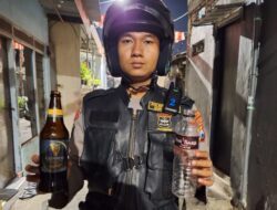 Nongkrong Bawa Sabu Diciduk Tim Patroli Respati Samapta Polrestabes Surabaya