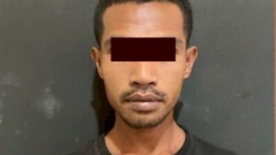 Seorang pria berinisial ES (25), ditangkap anggota Satreskrim Polres Tanjung Perak Surabaya. Warga Jalan Masawewe Keli Keo Tengah Nagekeo, itu ditangkap lantaran kasus pencurian handphone.