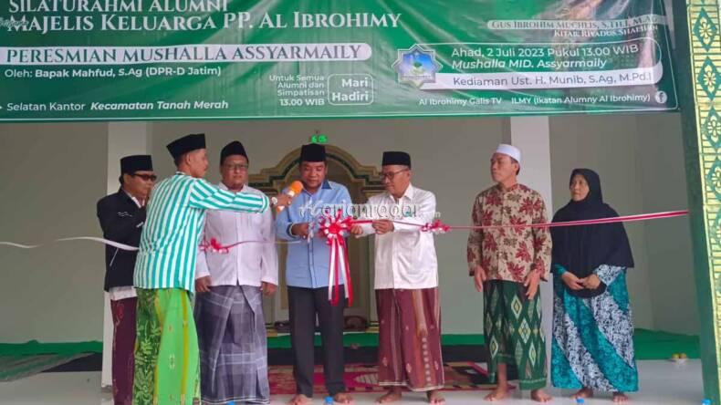 Foto : Resmikan Musholla Assyarmily, Mahfud: Ini Bentuk Komitmen Kami Perjuangkan Lembaga Keagamaan
