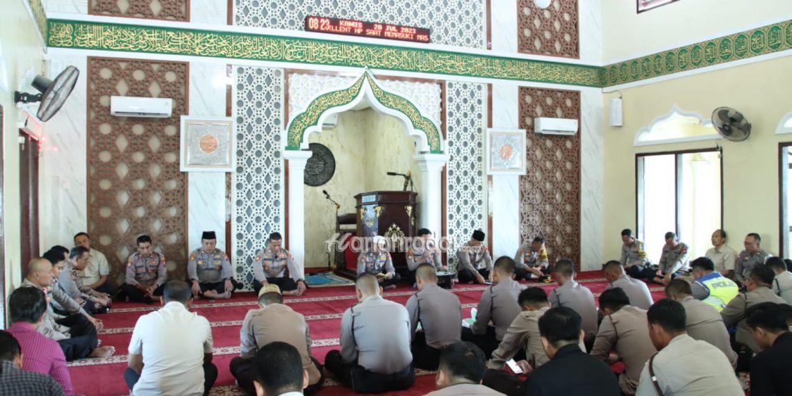 Foto : Ngaji Bersama, Polres Bangkalan Tingkatkan Pembinaan Rohani