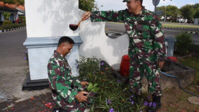 Foto : Tingkatkan Kemampuan Diri , 49 Perwira TNI AL Ikuti Suspa Staf Di Pusdikbanmin Kodiklatal
