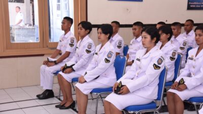 Foto : Jelang Tupdik Siswa Dikmaba dan Dikmata Kesehatan Angkatan 42/II Menerima Pembekalan Dari Danpusdikkes