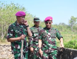 Irkodiklatal Tinjau Lattek Berganda Siswa Dikmata TNI AL Angkatan XLIII/1 Di PLP-4 Purboyo