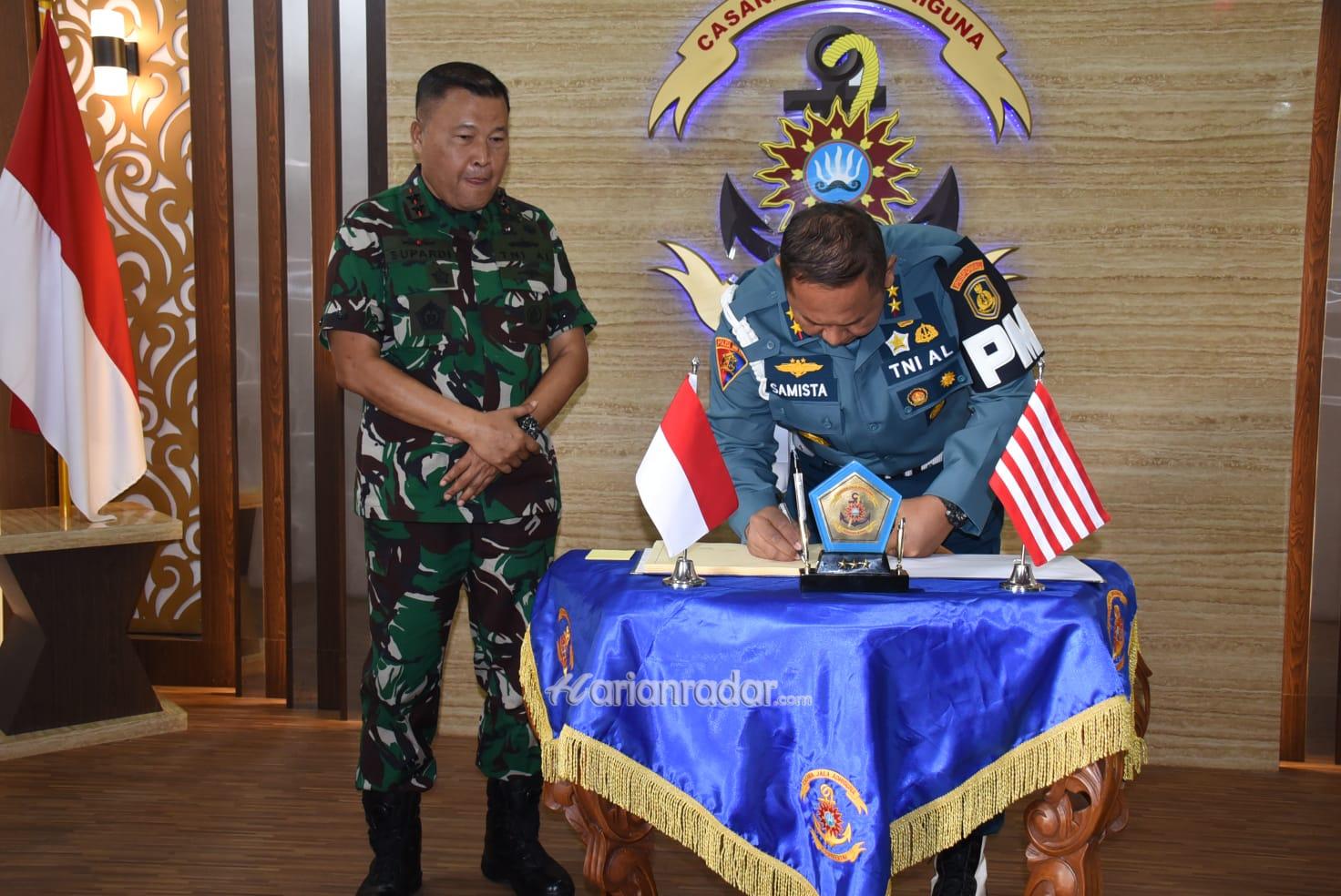 Foto : Wadan Kodiklatal Terima Kunjungan Perdana Laksda TNI Samista