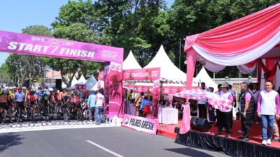 Kapolda Jatim Lepas 549 Pembalap Ramaikan Road to Tour of Kemala Seri 3 Gresik Criterium 2023