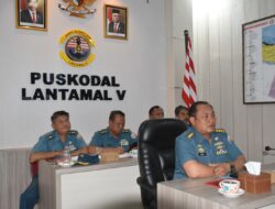 Jelang HUT Ke-78 RI, Lantamal V Ikuti Pengarahan Vicon Rencana Pengibaran Bendera Bawah Laut