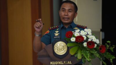 Foto : Dankodiklatal : Menjadi Tamtama TNI AL Adalah Suatu Kehormatan