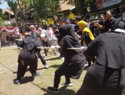 Adu Tarik Tambang Wali Murid dan Guru SAIM