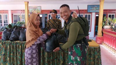 Foto : Aksi Sosial Tutup Lattek Berganda Siswa Dikmata TNI AL Angkatan XLIII/1 TA 2023