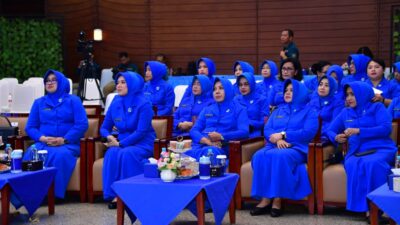 Jelang HUT Ke-77 Jalasenastri, Pembina Dan Ketua Gabungan Jalasenastri Kodiklatal Ikuti Tatap Muka Kasal Dengan Anggota Jalasenastri