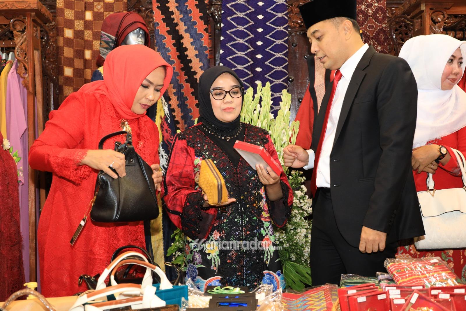 Foto : Ketua Gabungan Jalasenastri Kodiklatal Hadiri Opening Ceremony Surabaya Great Expo 2023