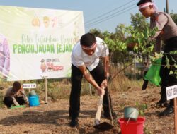 Polrestabes Tanam 1458 Pohon di 25 Titik Lokasi Kota Surabaya