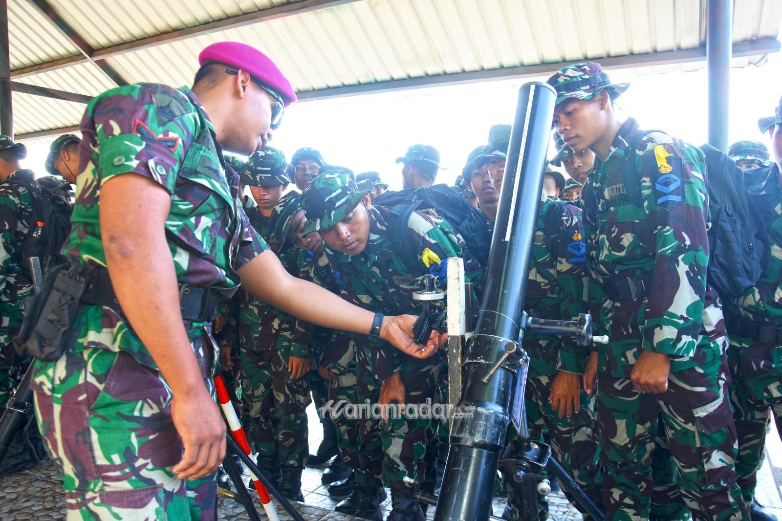 Foto : Giliran Markas Rajawali Laut dan Sarang Petarung Marinir Mendapat Kunjungan Siswa Satdik-Satdik Kodiklatal