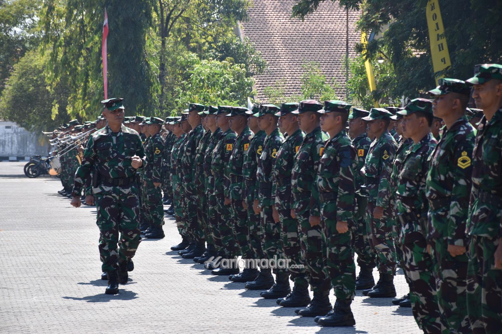 Foto : Danpuslatdiksarmil Tutup Pendidikan Siswa Diktukba TNI AL Angkatan LIV TA 2023