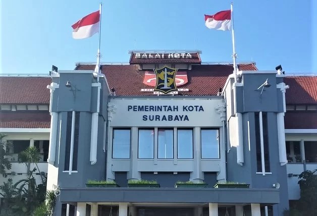 Pemerintah Kota (Pemkot) Surabaya segera menerapkan skema kebijakan pemberian bantuan bagi warga Kota Pahlawan.