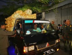 Satpol PP Surabaya Tak Gentar Tertibkan PKL Pedestrian Pasar Keputran 