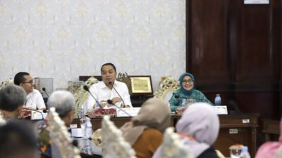 Kementerian Kesehatan Anas Maruf turun langsung ke Surabaya untuk melakukan Sharing Best Practice Penyelenggaraan Smart Healthy City.