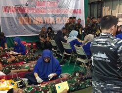 Wujud Cinta TNI AL Kepada Masyarakat, Siswa Kodiklatal Laksanakan Karya Bakti dan Donor Darah di WJY 2024
