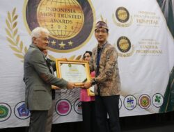 RSUD Syamrabu dapat Penghargaan Indonesia Most Trusted Hospital Award 2024