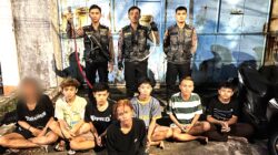 Tim Patroli Perintis Presisi (TPPP) Polrestabes Surabaya menggagalkan dua kelompok remaja yang hendak melakukan aksi tawuran di wilayah Simokerto Surabaya. Sebanyak 7 orang remaja yang terlibat diamankan polisi.