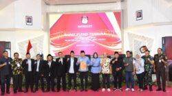 KPU Sidoarjo Tetapkan Pasangan H. Subandi-Mimik Idayana Sebagai Bupati dan Wakil Bupati Sidoarjo Periode 2025-2030