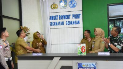 Dekatkan Pelayanan Pembayaran PKB, Pemkab Sidoarjo Buka Samsat Payment Point di Kantor Kecamatan Gedangan