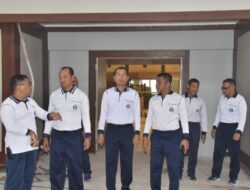 Wadan Kodiklatal Ajak Personel Jaga Kebersihan Gedung Kodiklatal Yang Heritage