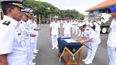 Foto : Tiga Jabatan Komandan Jajaran Kodikdukum Kodiklatal Diserahterimakan