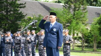 Foto :Puslatdiksarmil Kodiklatal Berikan Pembekalan Bela Negara PPG Calon Guru Gelombang II TA. 2024