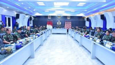 Foto : Wadan Kodiklatal Hadiri Pengarahan Wakasal Kepada 20 Satker Calon Penerima WBK