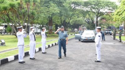 Foto : Wadan Kodiklatal Terima Courtessy Call Wairjenal Bahas Alih Bina Gedung GSB