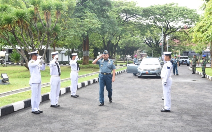 Foto : Wadan Kodiklatal Terima Courtessy Call Wairjenal Bahas Alih Bina Gedung GSB