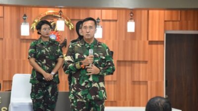 Foto : Dankodiklatal Pimpin Tasyakuran Dua PJU Kodiklatal Naik Bintang Satu