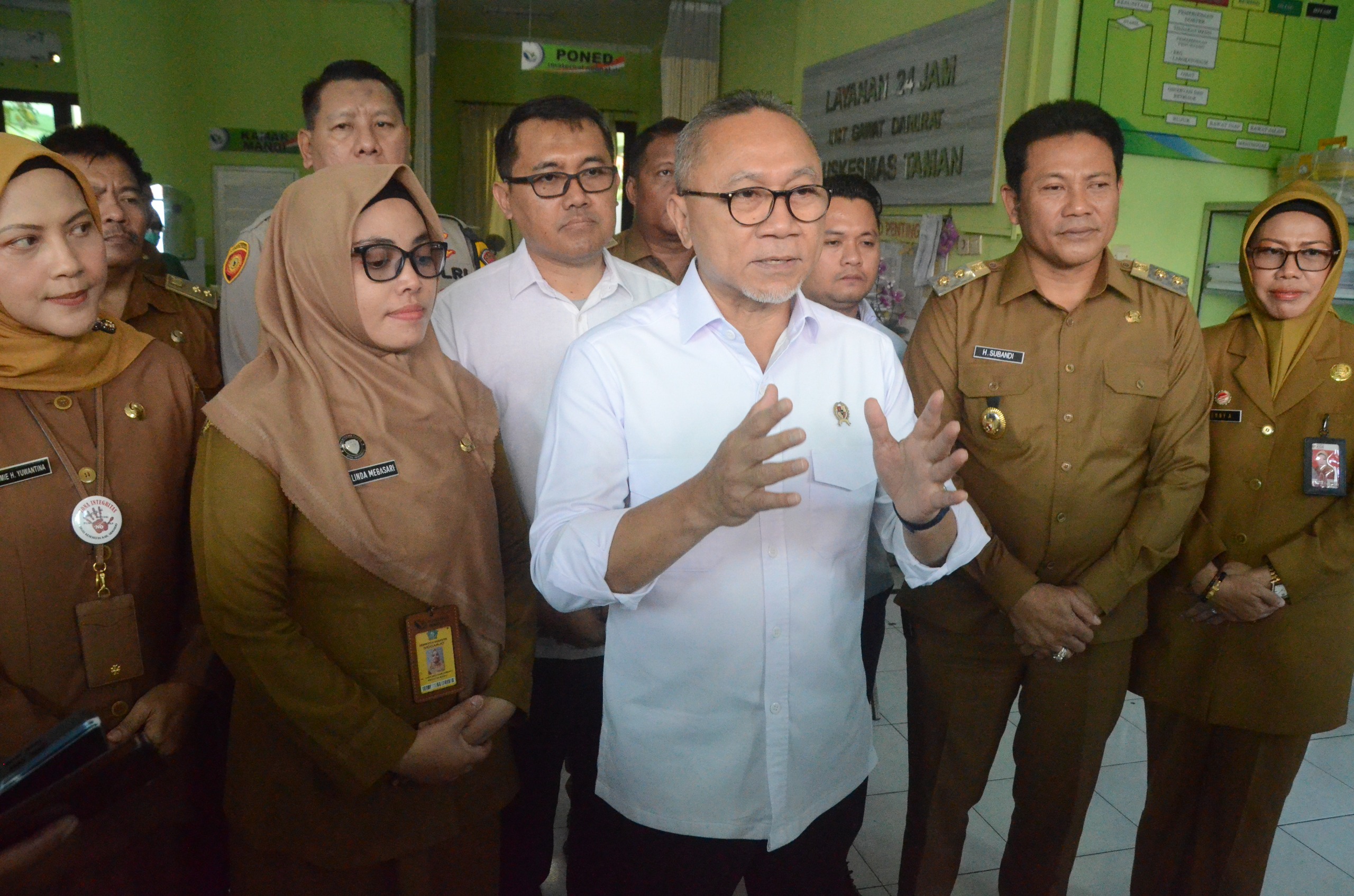 Plt Bupati Dampingi Menko Pangan Meninjau Program Cek Kesehatan Gratis di Sidoarjo