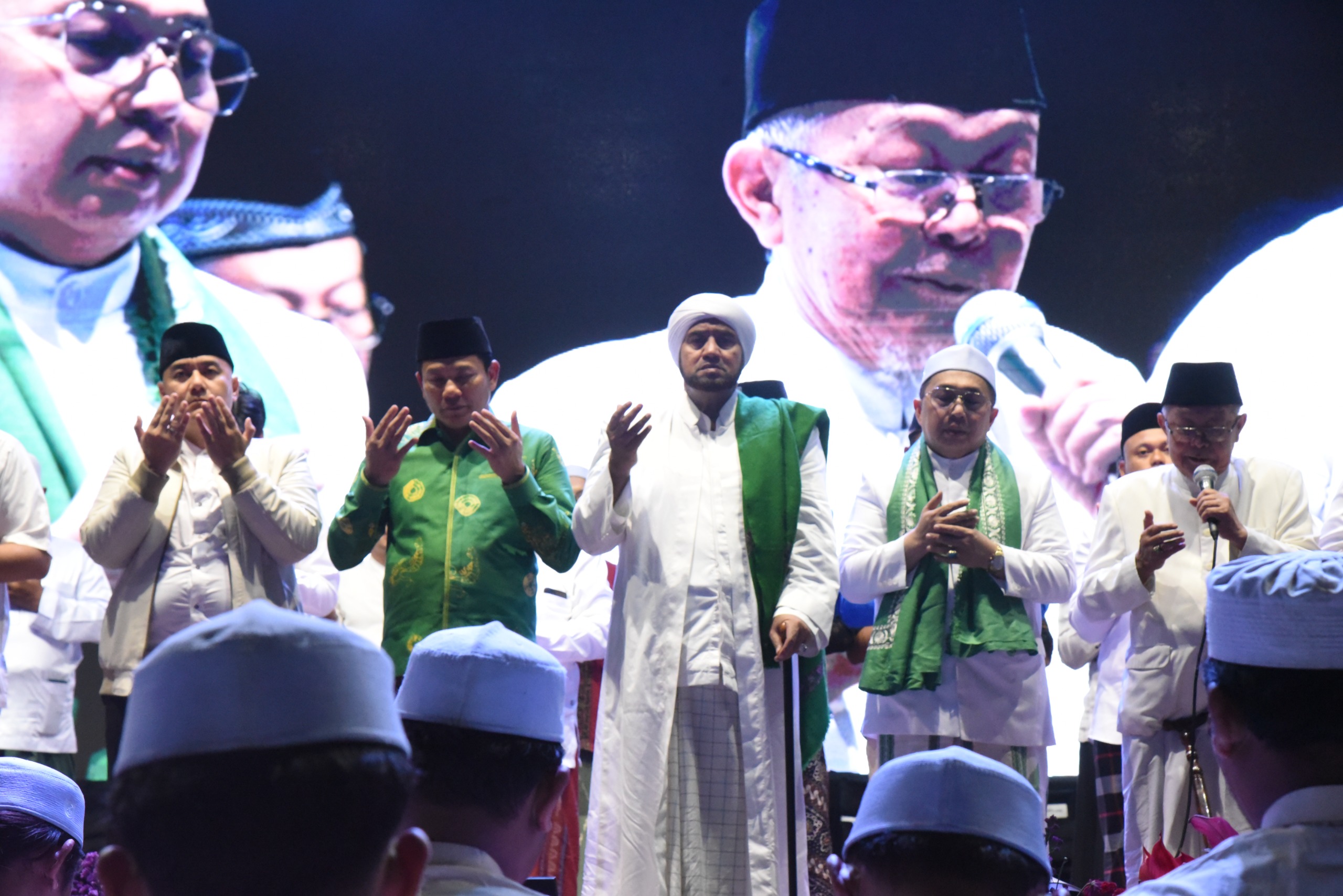 Sidoarjo Bersholawat Meriahkan Hari Jadi Kabupaten Sidoarjo ke-166