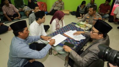 Kapolsek Rungkut Surabaya Fasilitasi Pernikahan Tahanan Kasus Curanmor 40 TKP