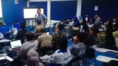 MoT Implementasi Desa Cerdas Nasional di Stikosa AWS