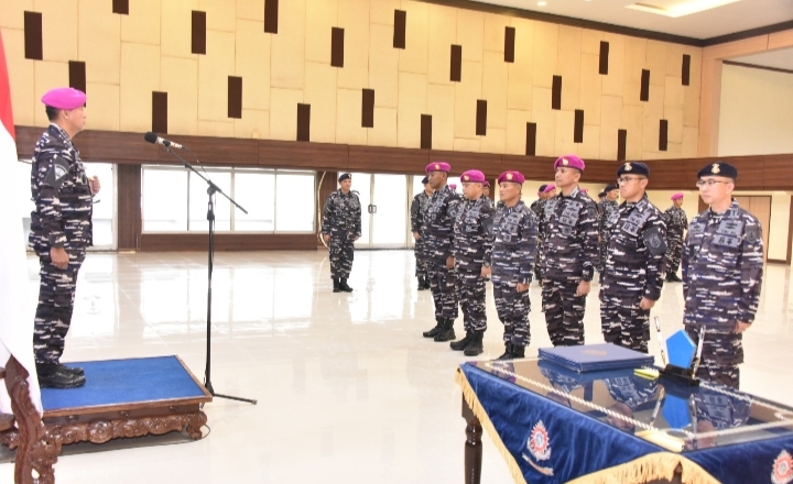Foto : Dankodiklatal Pimpin Serah Terima Jabatan Strategis, Tiga Pejabat Utama Berganti