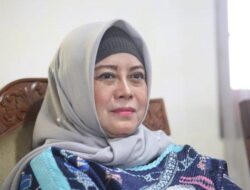 Tina Wiryawati Dorong Kreativitas Ibu-Ibu Desa Wano: Ubah Biji Durian Jadi Sumber Penghasilan